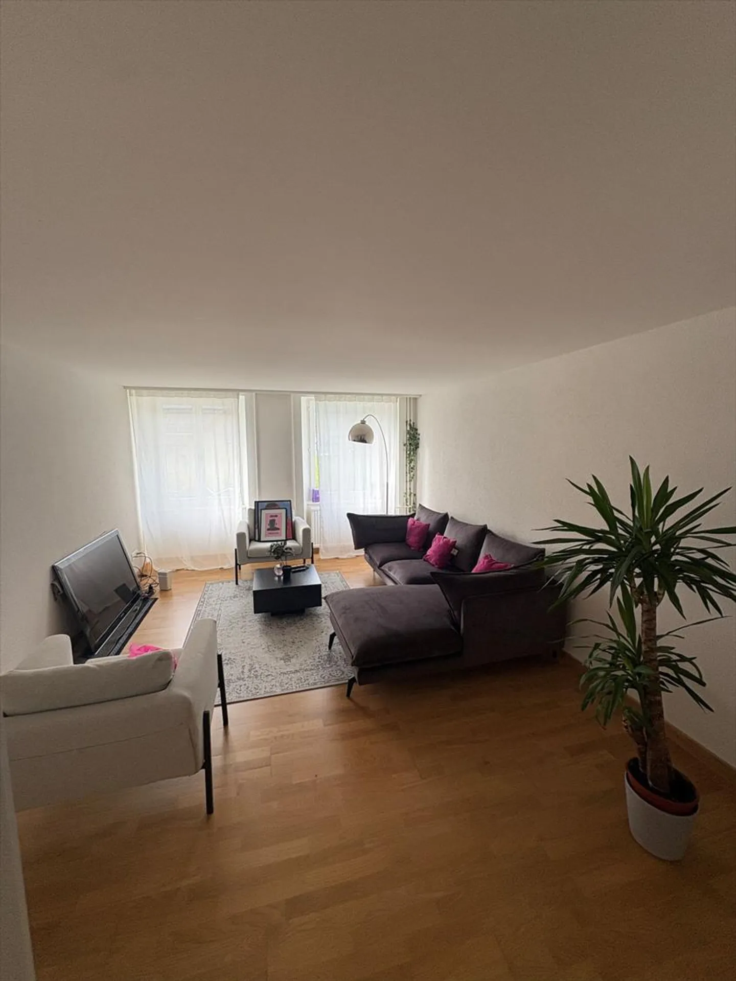 St-Imier, schönes 2.5-Zimmer-Apartment im Erdgeschoss - Foto 2 von 4