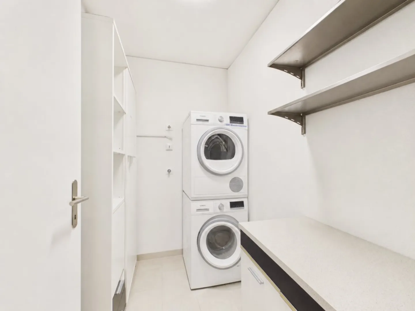 Appartement moderne avec jardin à Läufelfingen - Photo 14 sur 15