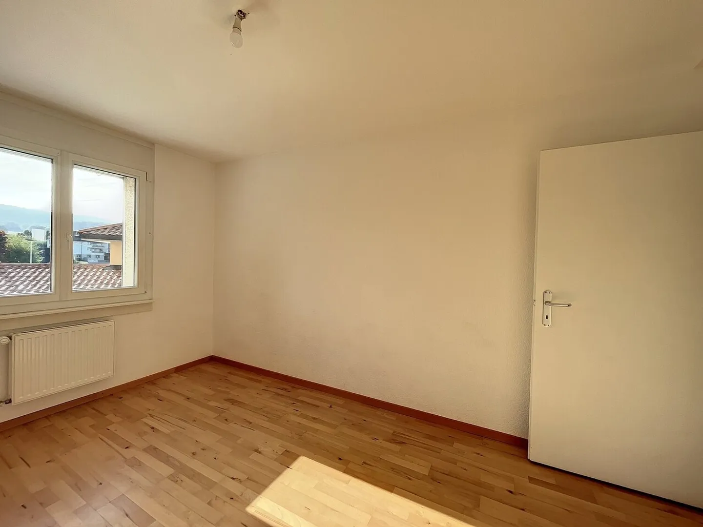 Appartement spacieux avec balcon - Photo 5 sur 11