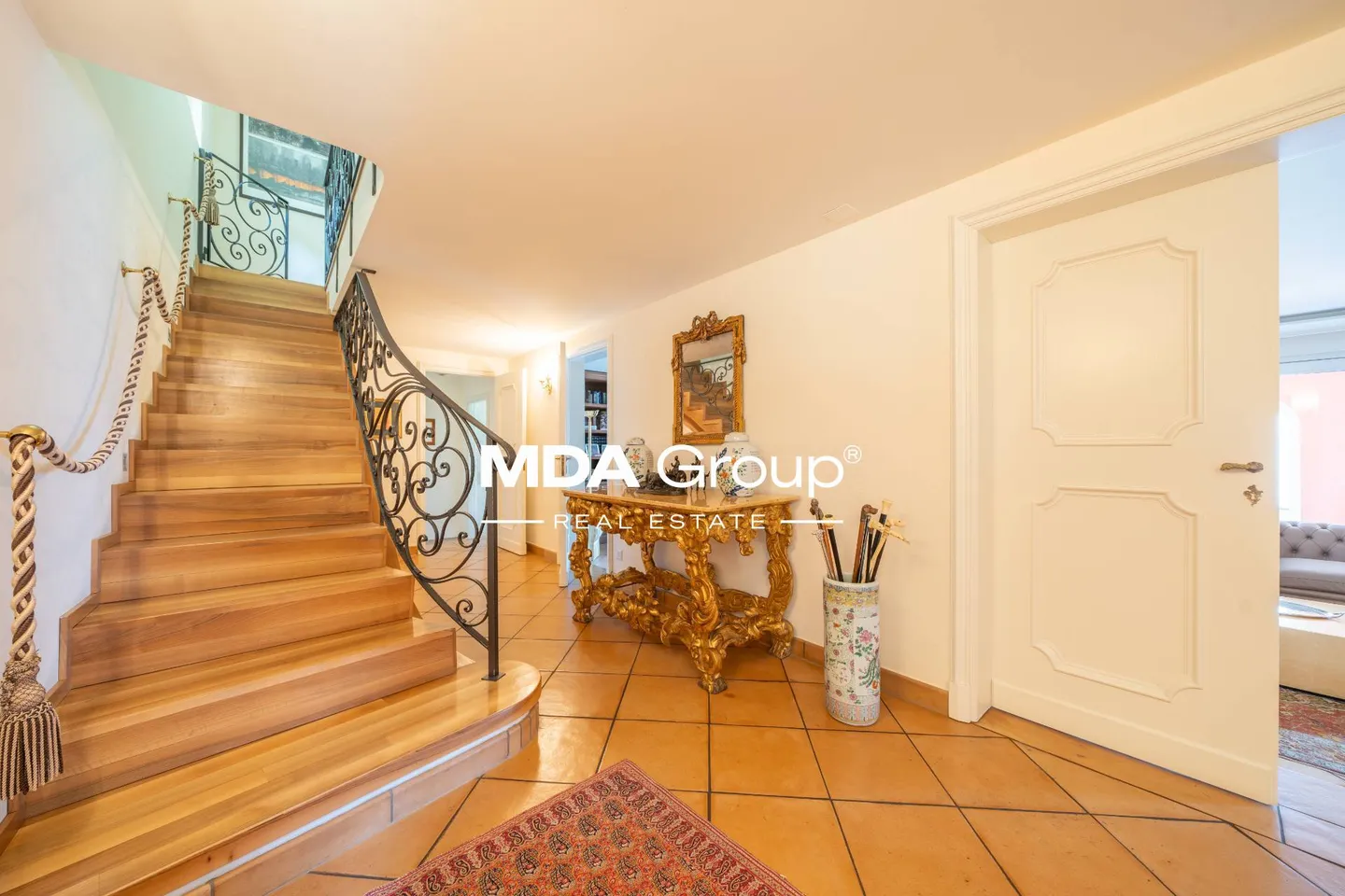 Villa - Vico Morcote - Photo 16 of 35