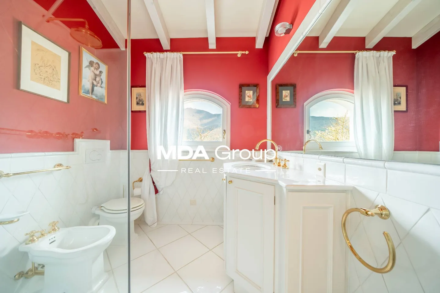 Villa - Vico Morcote - Photo 24 of 35