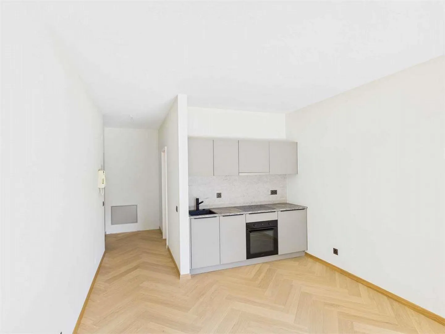 Cassarate - Renoviertes Studio mit Terrasse und Blick auf den San Salvatore - Foto 4 von 9