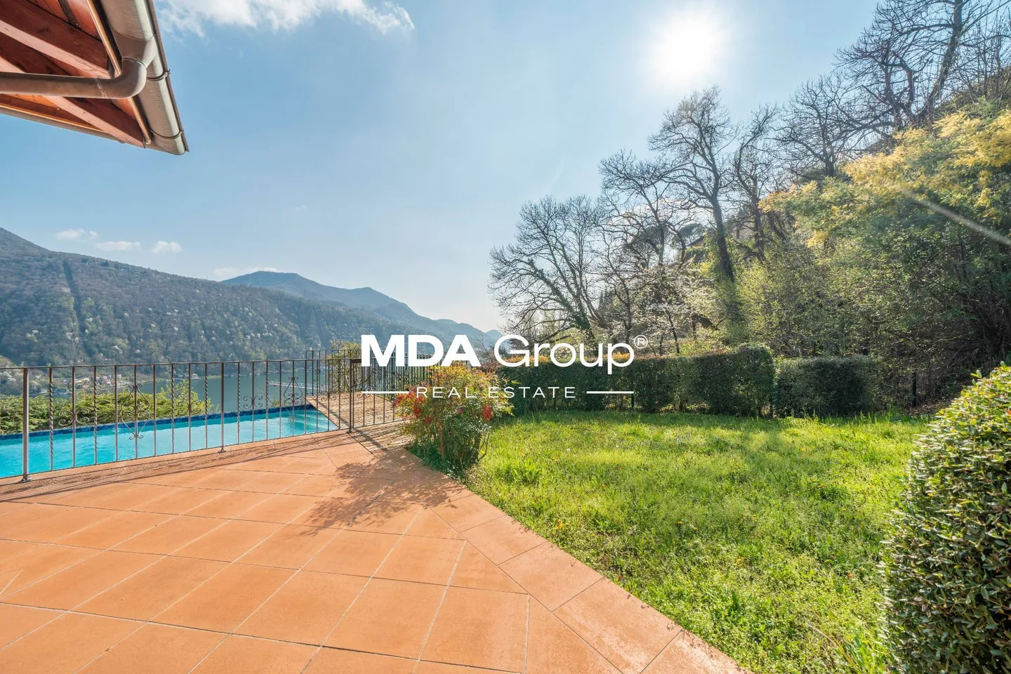Villa - Vico Morcote - Photo 29 of 35