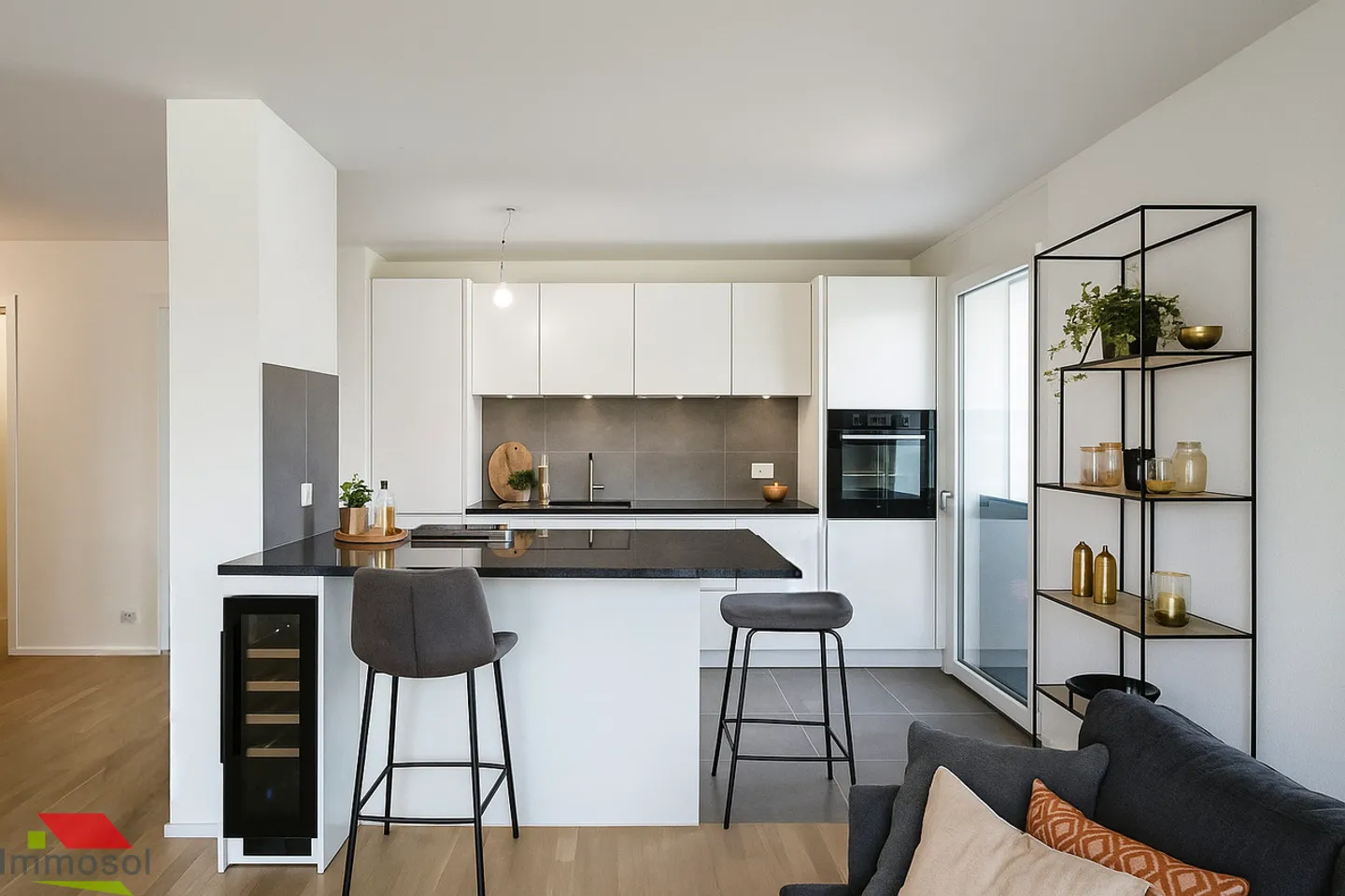 Appartamento 4,5 locali con balcone e vista libera! NUOVO! - Foto 4 di 8