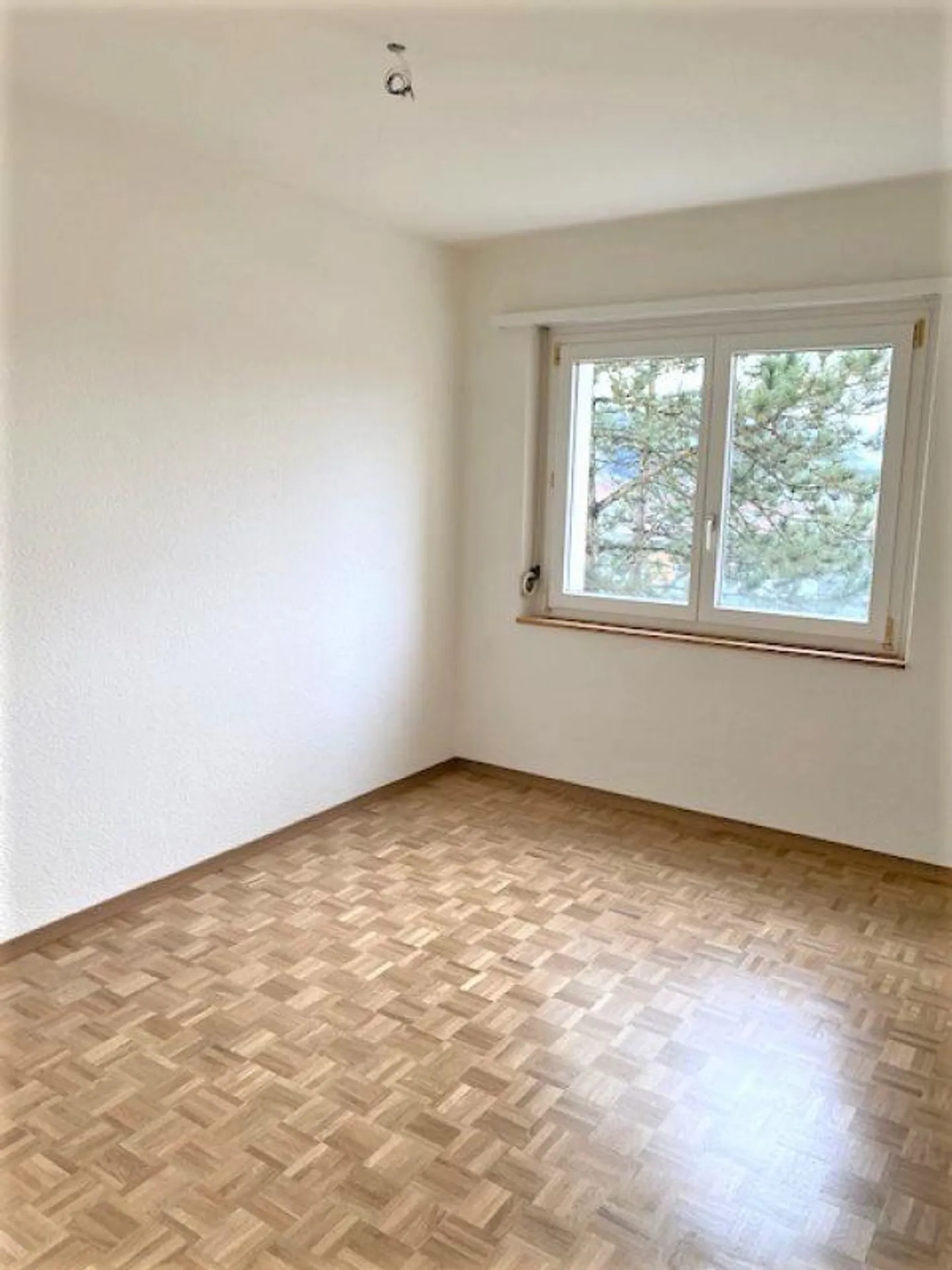 Appartamento 2 1/2 camere con parquet e grande balcone - Foto 7 di 12