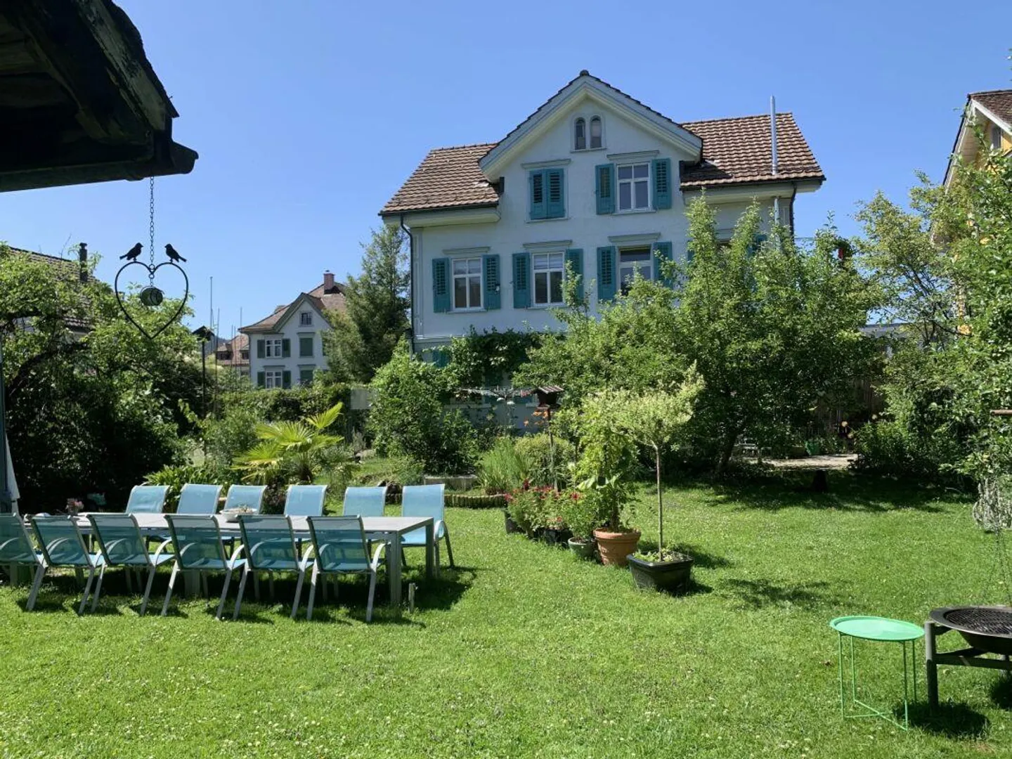 Affascinante casa unifamiliare di 6,5 stanze con giardino paradisiaco e appartamento di 2 stanze - Foto 14 di 17