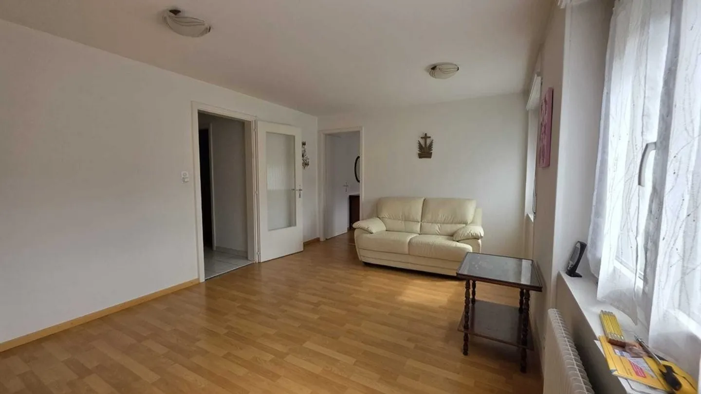 Appartamento di quattro locali al primo piano con ascensore - Foto 1 di 9