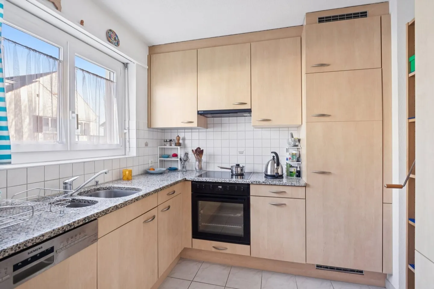 Charmante Wohnung in Thalwil - Foto 3 von 5