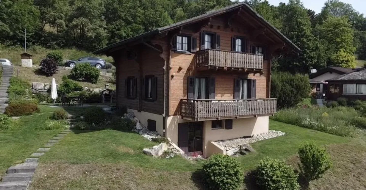 Chalet Charmant à Grimisuat - Photo 2 sur 12