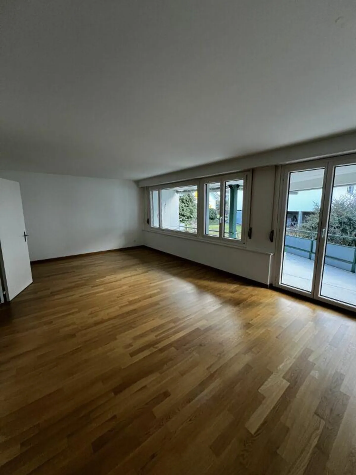 Sonnige Wohnung mit schöner Aussicht - Foto 9 von 11