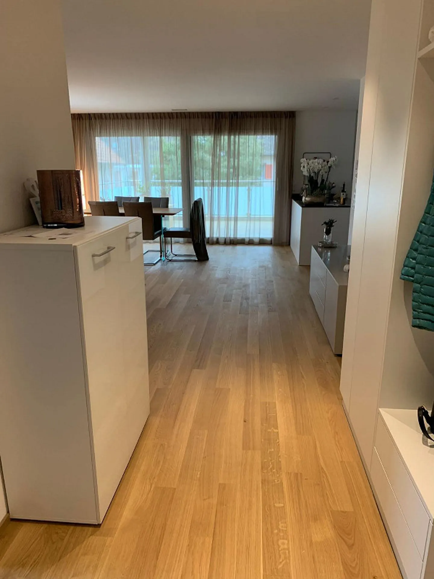 Appartamento moderno di 3,5 locali con grande terrazza a Wohlen AG - Foto 9 di 10