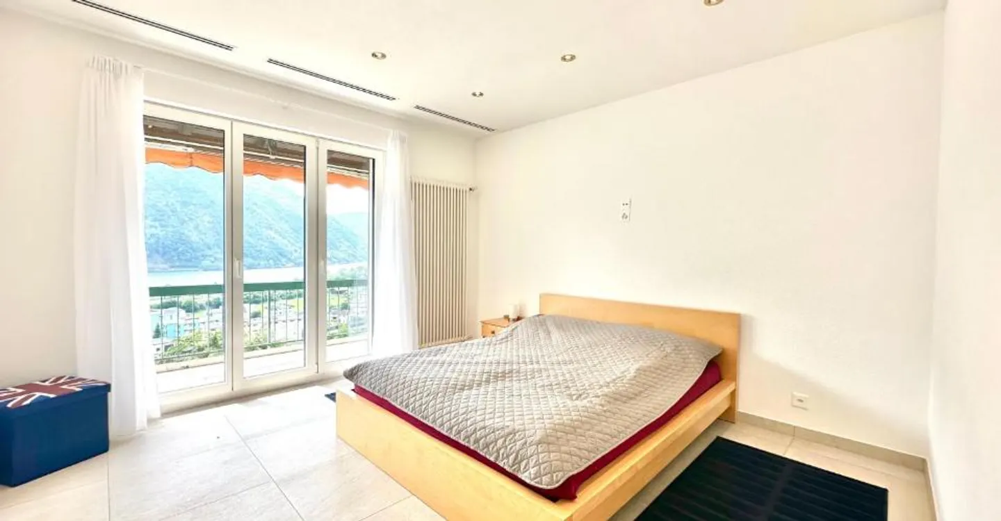 Splendido attico a Val Mara, Canton Ticino, con vista spettacolare sul lago - Foto 6 di 10