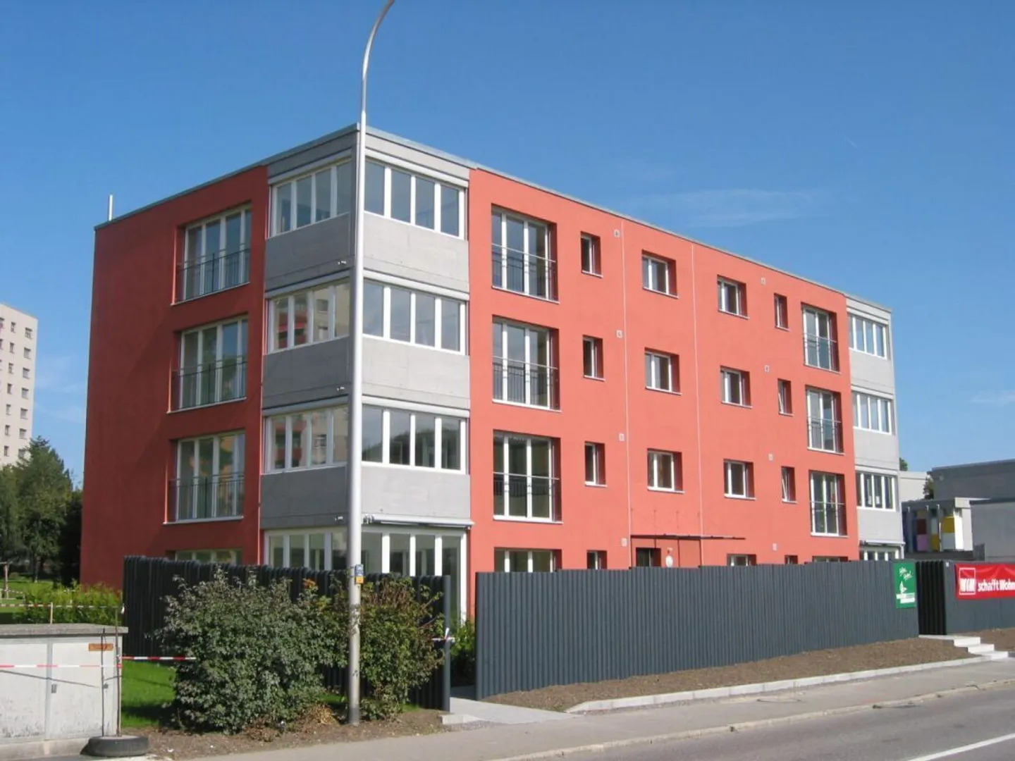 Moderno appartamento di 3,5 stanze in una buona posizione - Foto 1 di 12