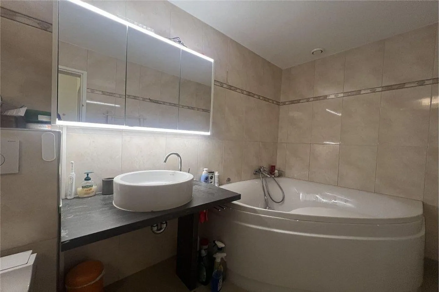 Charmante appartement de 5,5 pièces dans le quartier populaire de Bruggeregg - Photo 8 sur 10