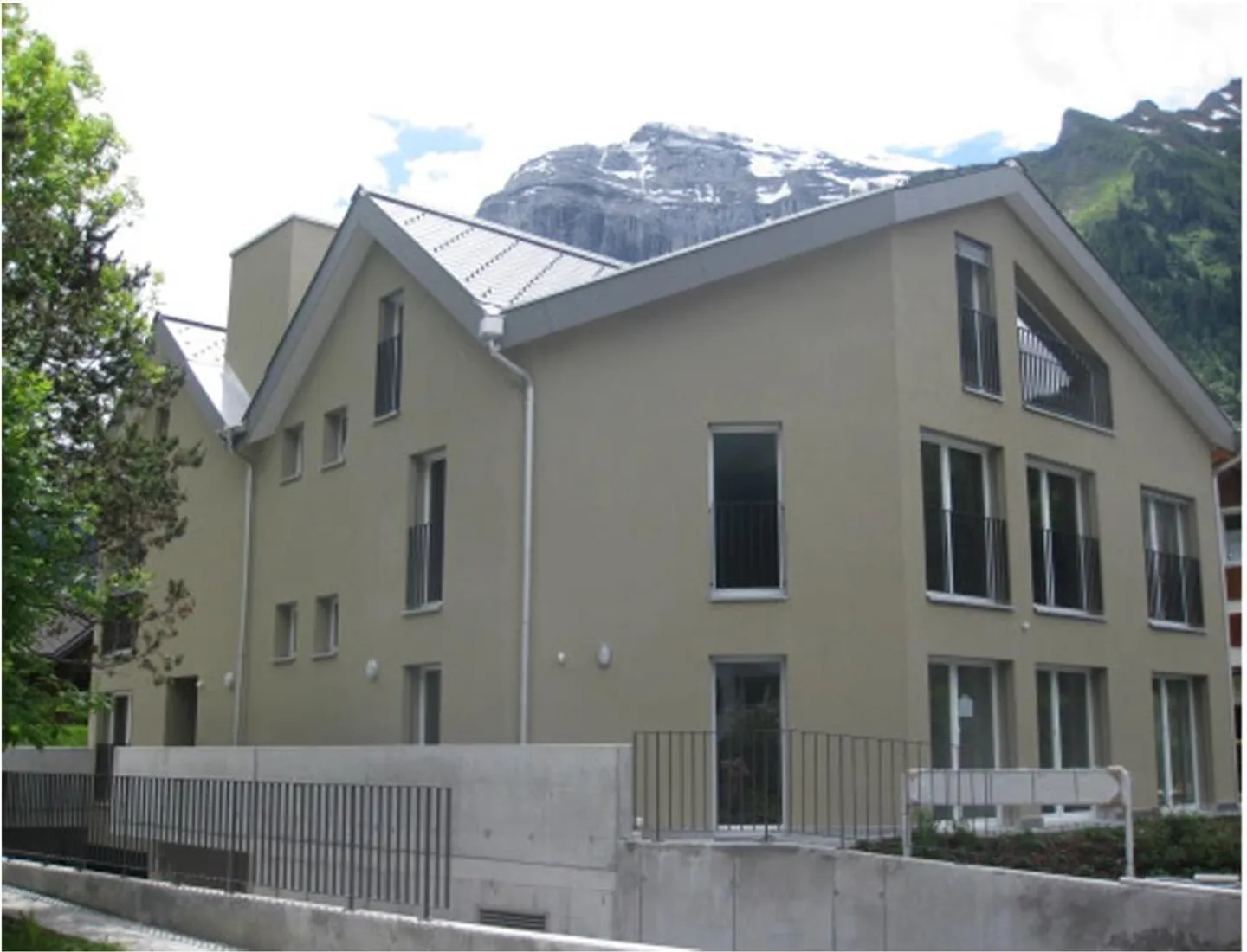 Appartement en Attique de 6,5 pièces - Photo 6 sur 7