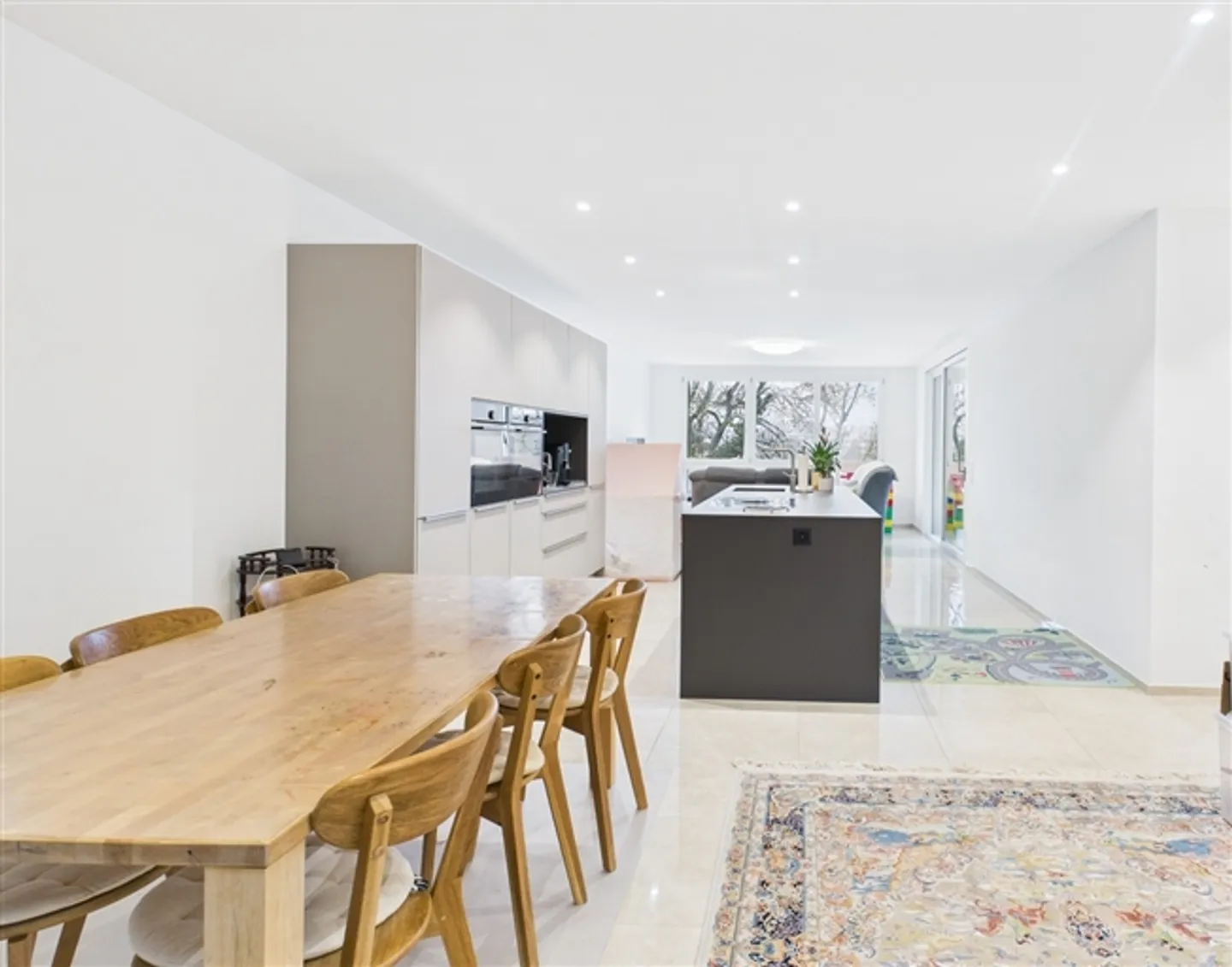 Modernes Apartment in Buchs - Foto 3 von 13