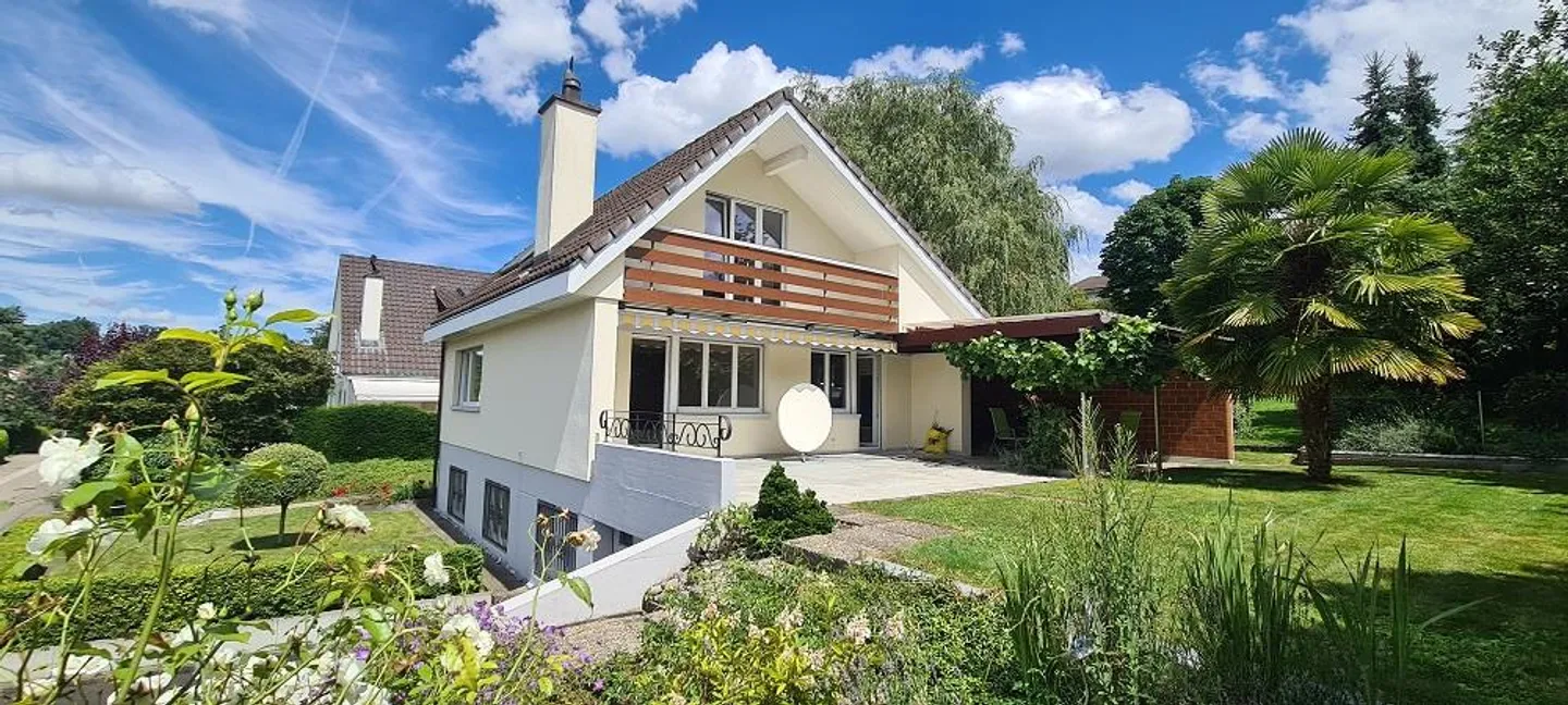 Belle maison individuelle dans un quartier calme - Photo 1 sur 13