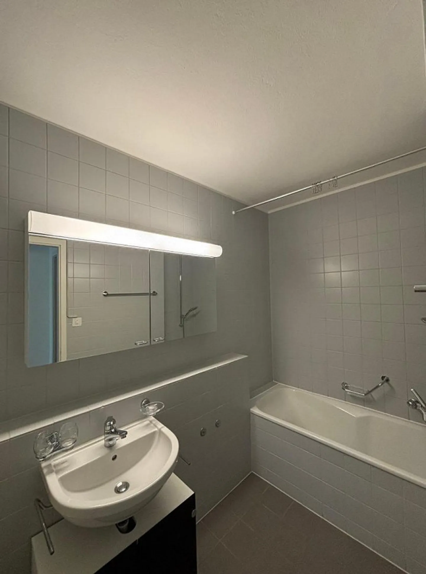 Appartamento luminoso e conveniente con 4 stanze nel quartiere Breitenrain - Foto 6 di 10