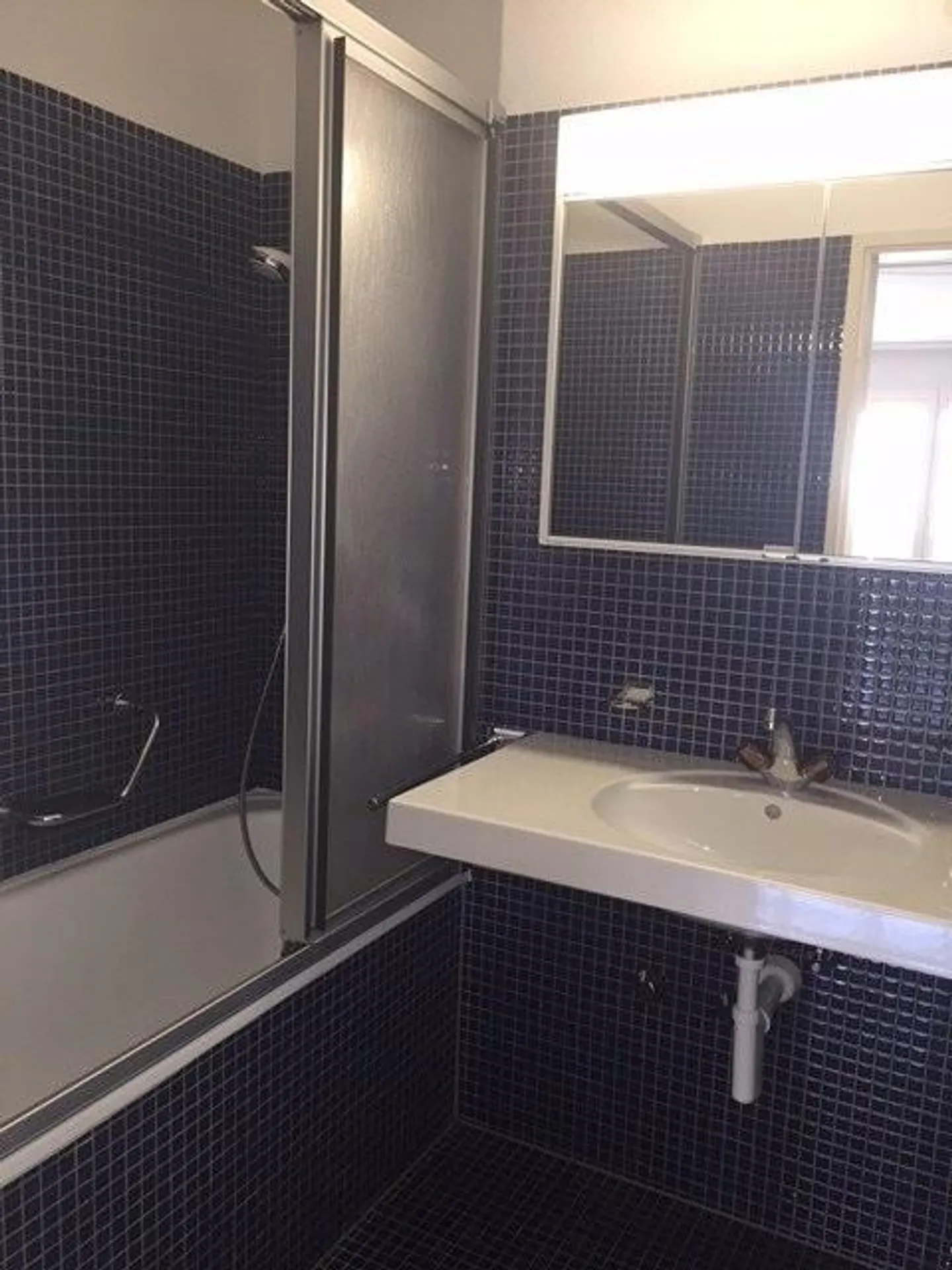 Appartement duplex sur le toit à Zurich-Oerlikon - Photo 3 sur 9