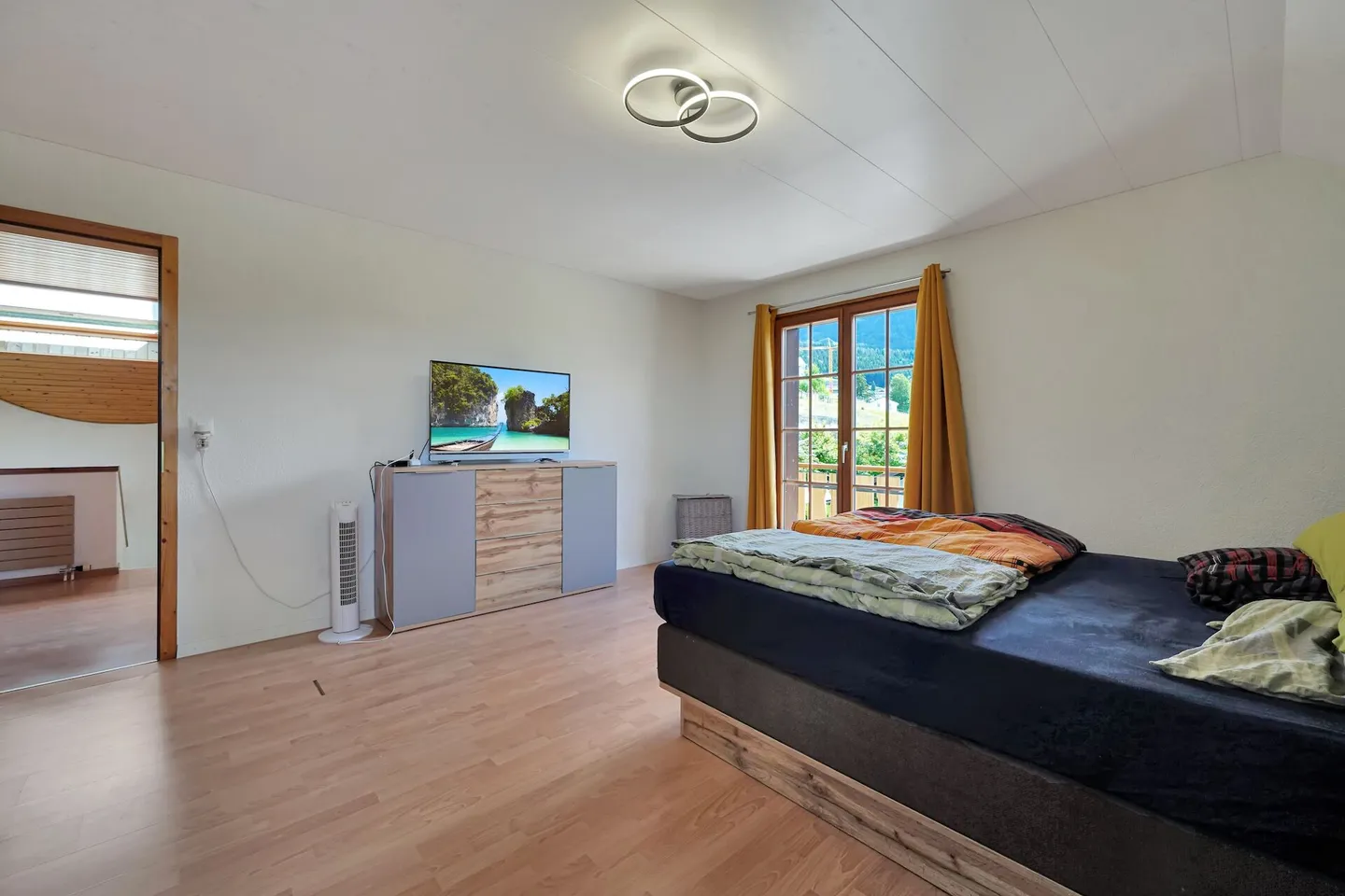 Detached single-family house with garden in a great location - Photo 10 of 20