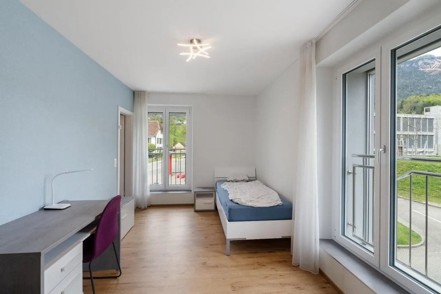 Helle Möblierte Zimmer Zu Vermieten - Foto 4 von 11