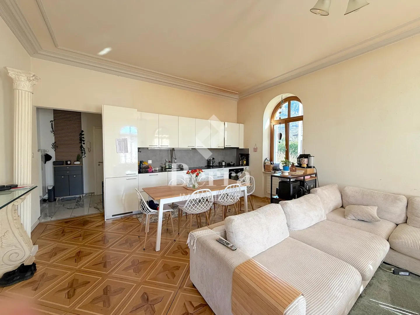 Proprietà d'investimento ristrutturata ad Aigle - Foto 6 di 16