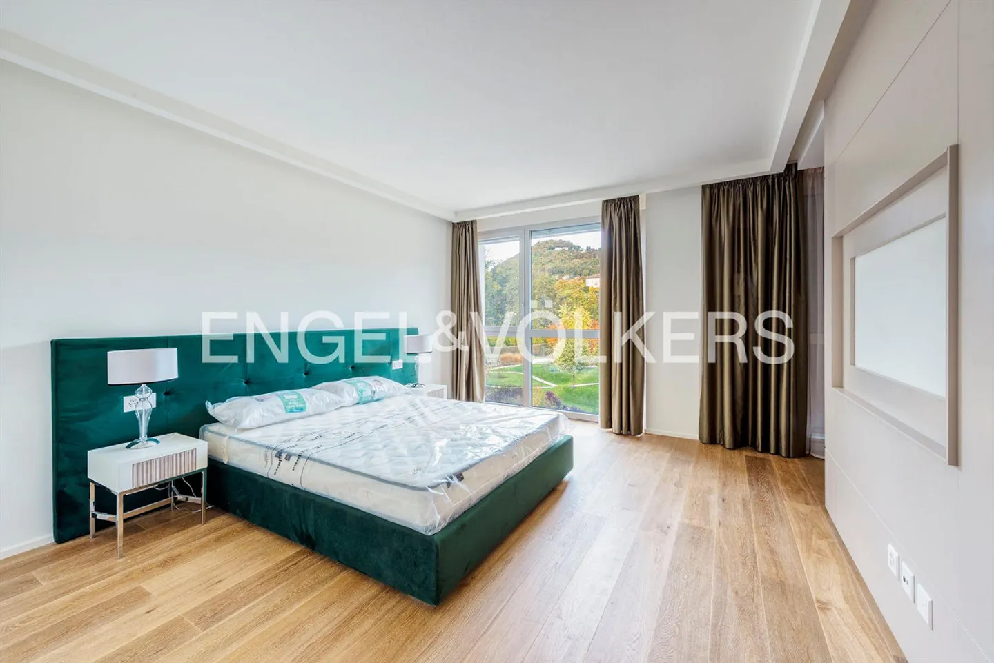 Prestigevolle Residenz direkt am See | Penthouse - Foto 5 von 13