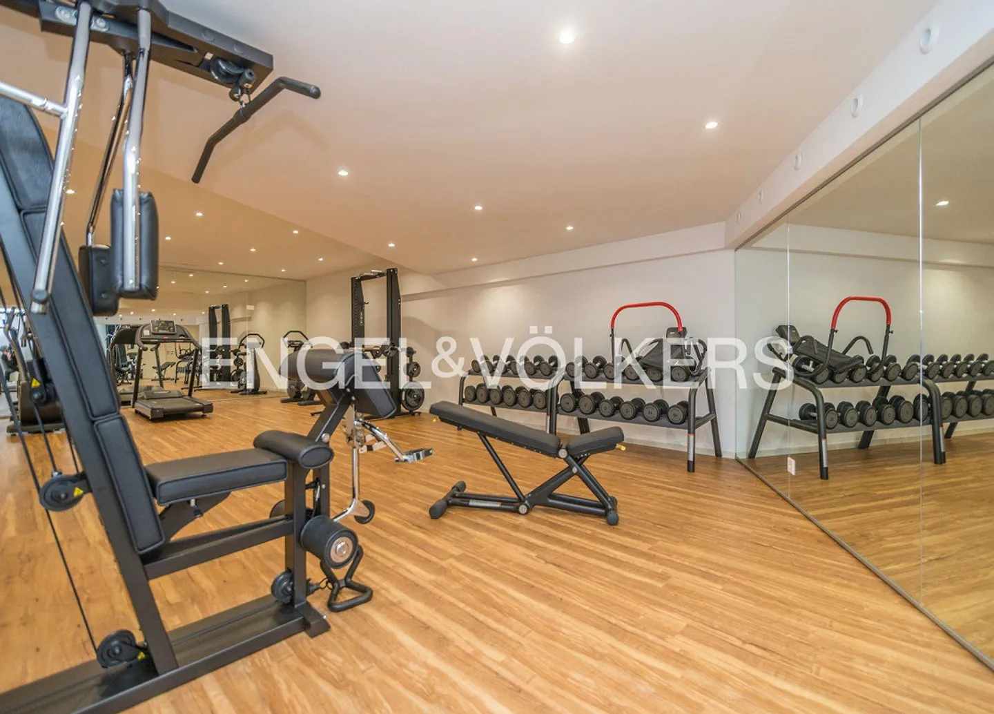 Prestigevolle Residenz direkt am See | Penthouse - Foto 7 von 13