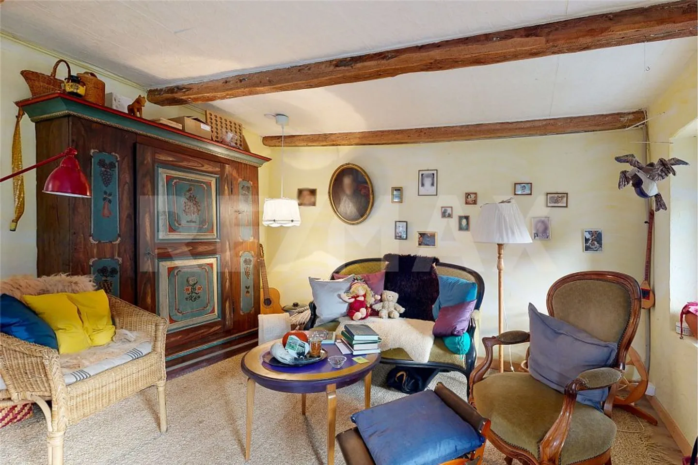 Casa con tre appartamenti - Foto 8 di 13