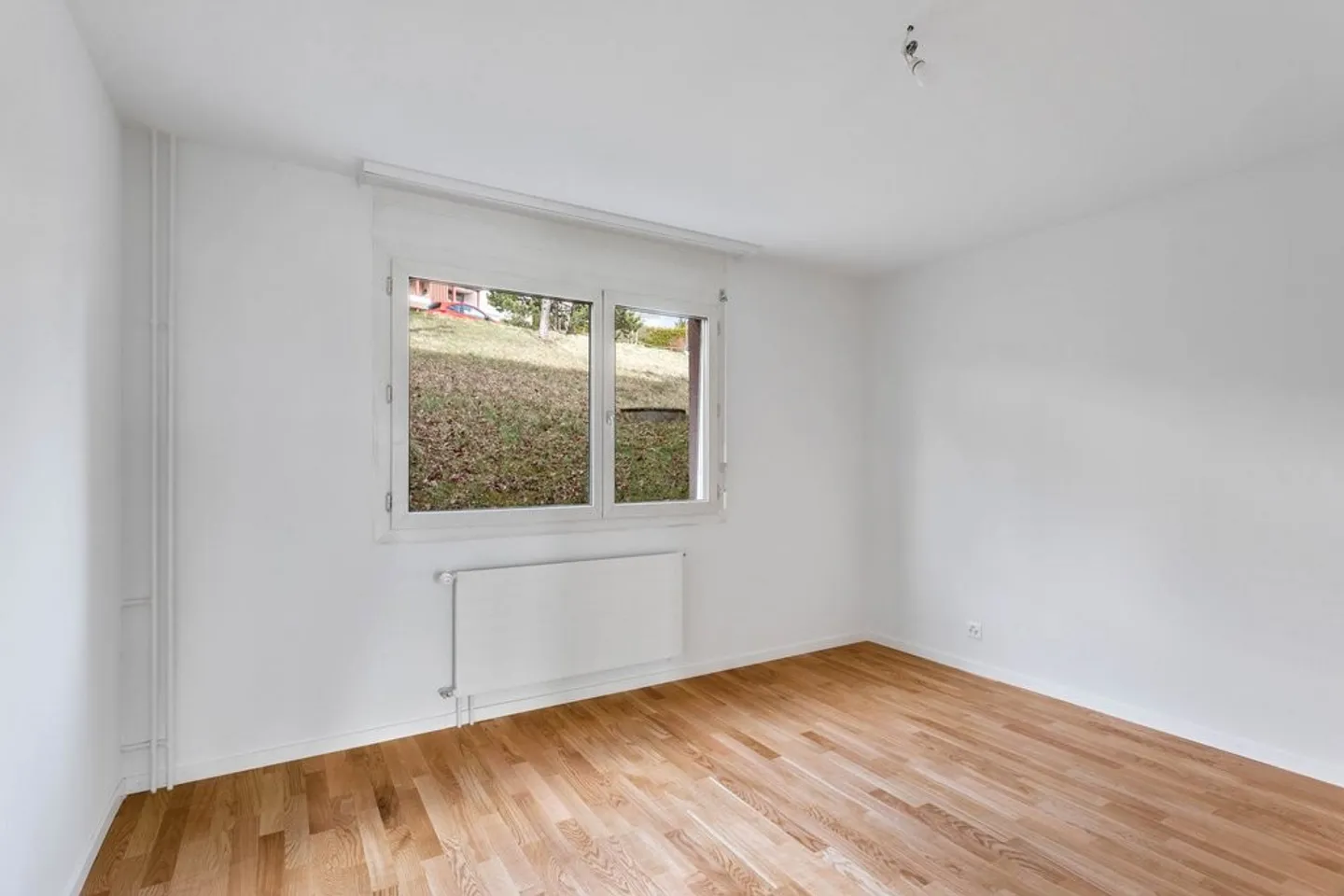 Appartamento ristrutturato con balcone - Foto 6 di 9