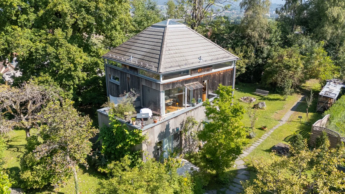 Idylle pure : Maison de rêve spacieuse avec vue dégagée et architecture particulière - Photo 1 sur 25