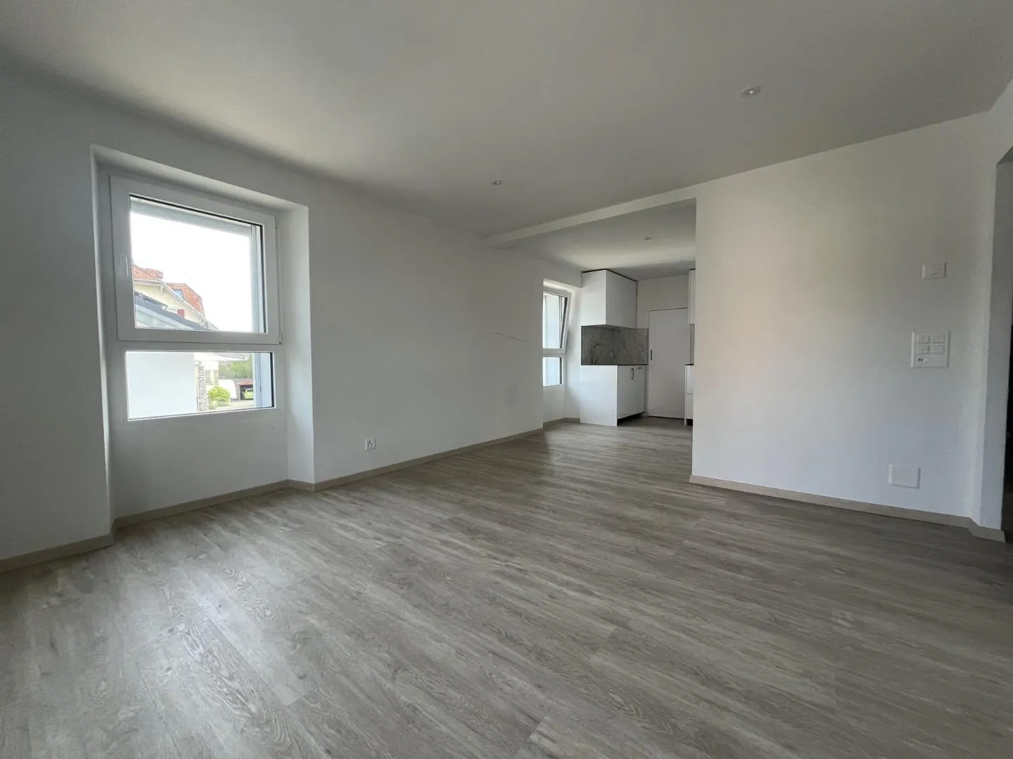 MIT PRIVATEM GARTEN, IN EINEM HAUS - Foto 6 von 13