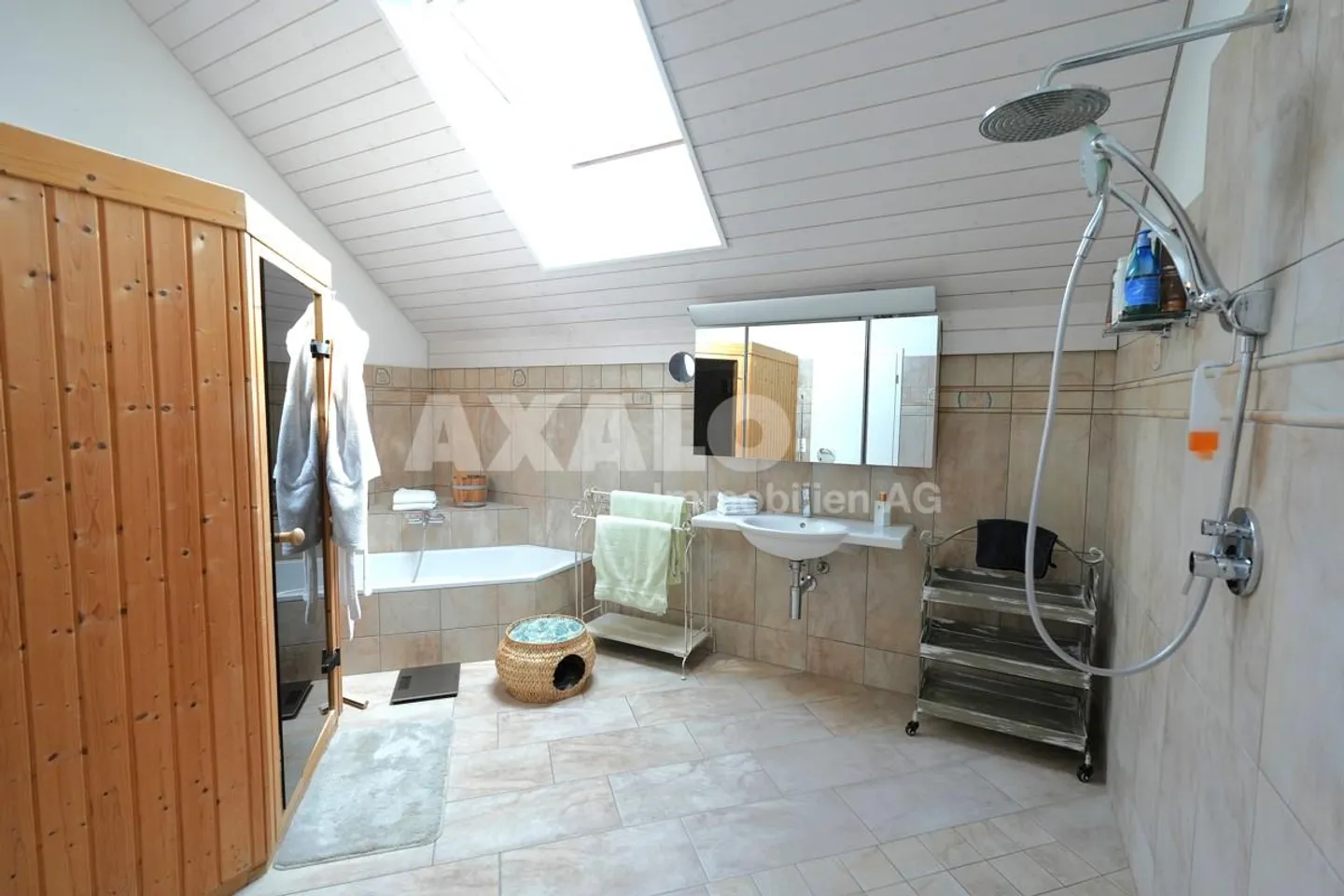 Point fort résidentiel à Benken : Maisonette en attique spacieuse avec sauna & ... - Photo 11 sur 19