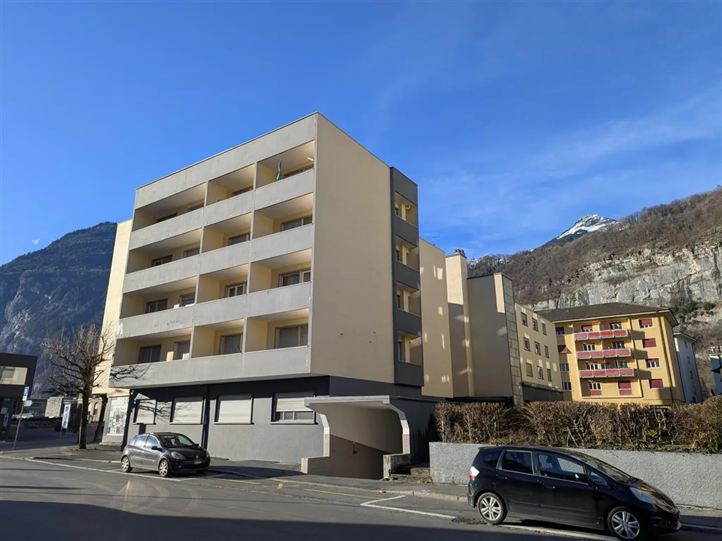 Außenparkplatz - Foto 1 von 3