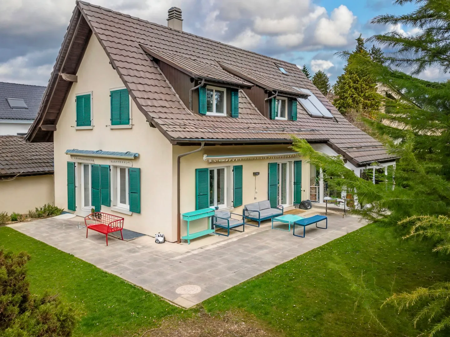 Traditionelles Waadtländer Haus - 7 Zimmer! - Foto 1 von 11