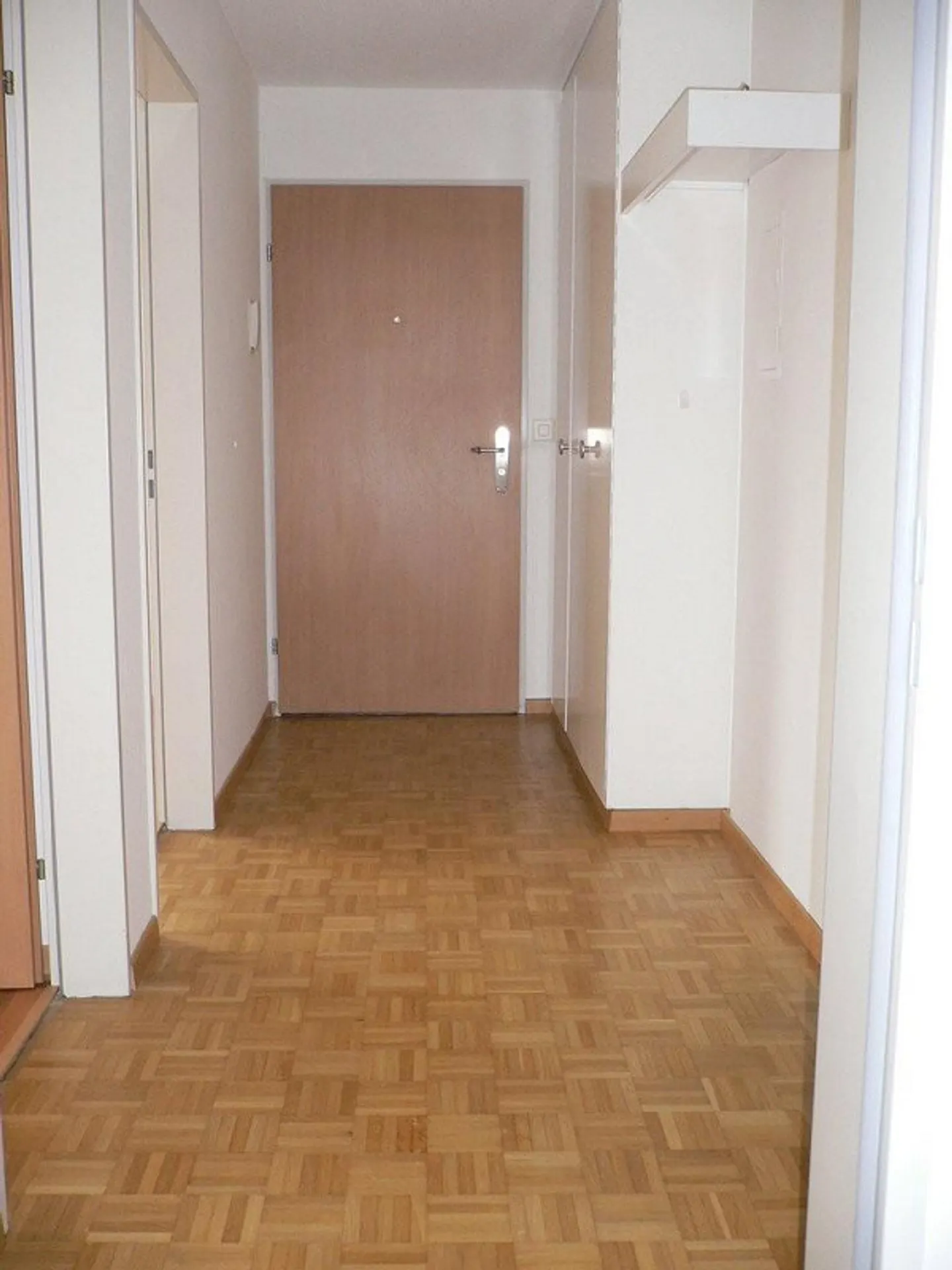 Living in a central location - Photo 6 of 6