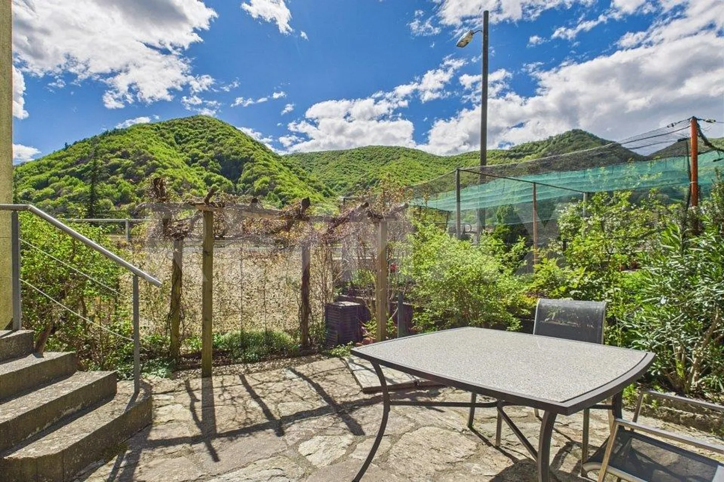 Maison avec jardin en position panoramique dans la vallée de Muggio - Photo 10 sur 12