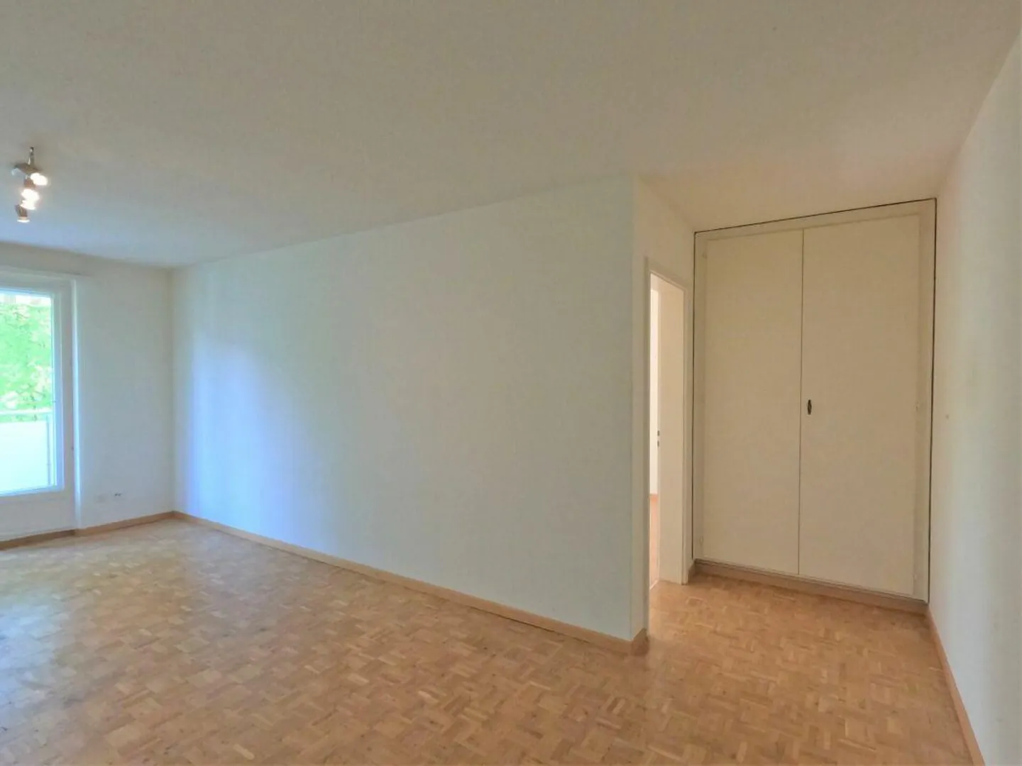 Appartement calme de 2,5 pièces près des commerces - Photo 6 sur 7