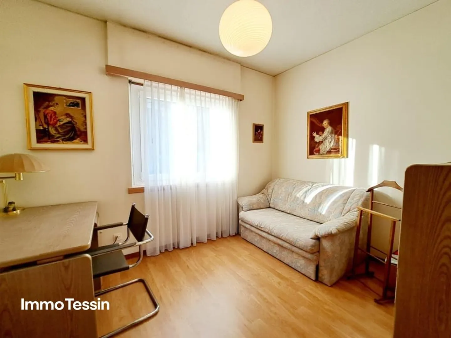 GELEGENHEIT: Luxuswohnung an top Lage mit Pool & Seesicht über Luga... - Foto 11 von 13