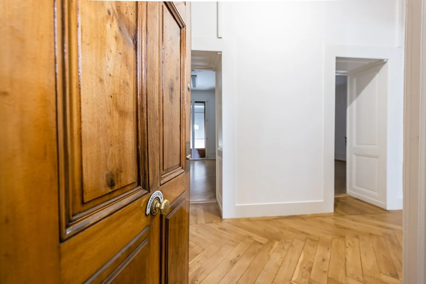 Bureaux magnifiques à deux pas du centre-ville - Photo 2 sur 11