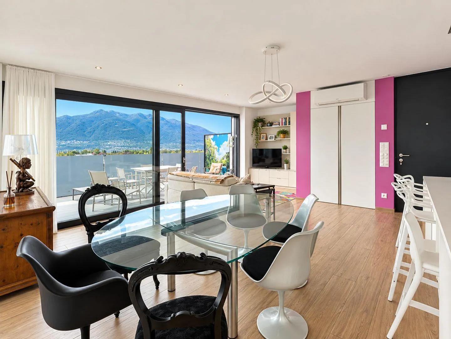 Penthouse lumineux avec vue spectaculaire - Photo 5 sur 14
