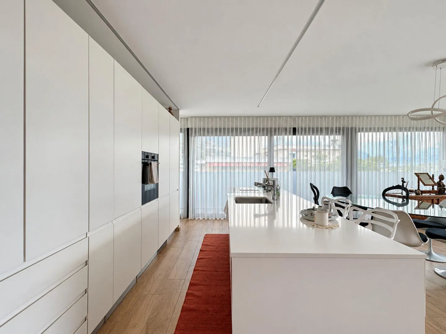Penthouse lumineux avec vue spectaculaire - Photo 9 sur 14