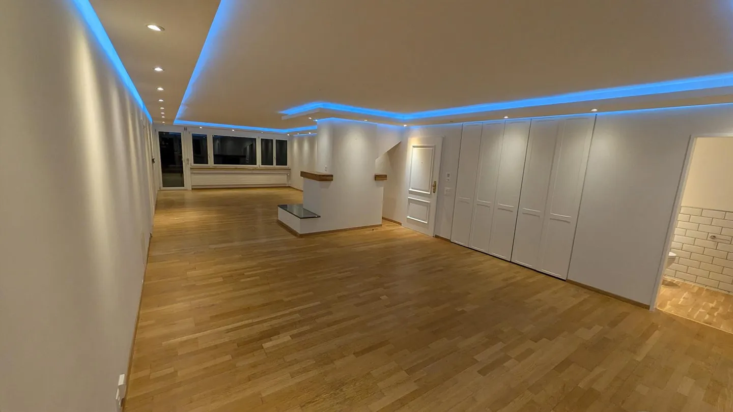 Ampio appartamento di 6 stanze con vista lago a Rüschlikon - Foto 17 di 18