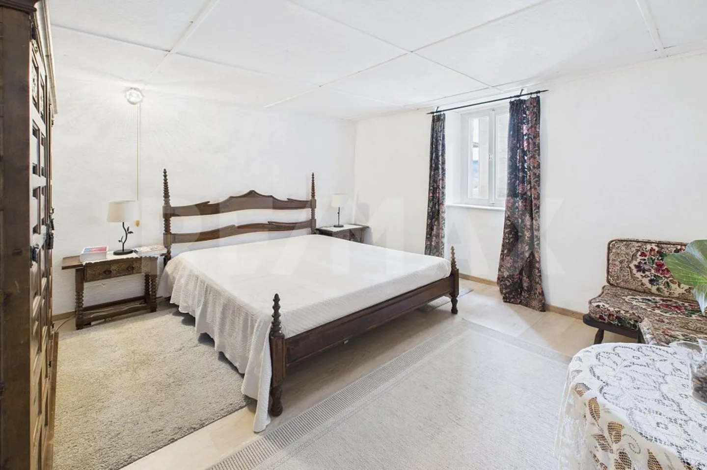 Charming Renovated House - Photo 5 of 13