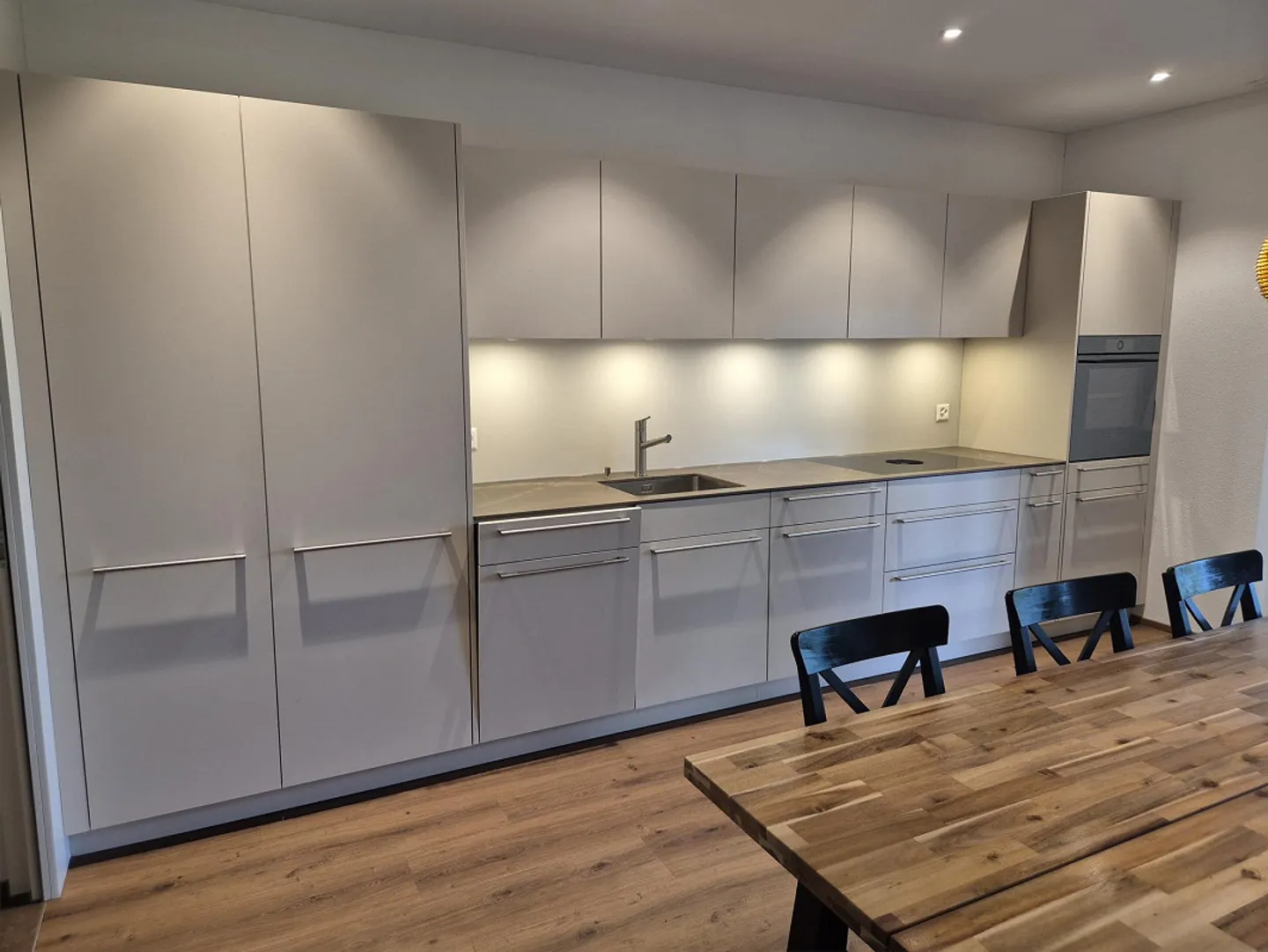 Appartement en duplex de 4,5 pièces avec standard de propriété à louer - Photo 1 sur 28