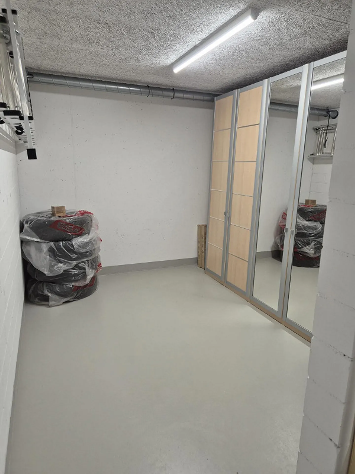 Appartement en duplex de 4,5 pièces avec standard de propriété à louer - Photo 8 sur 28