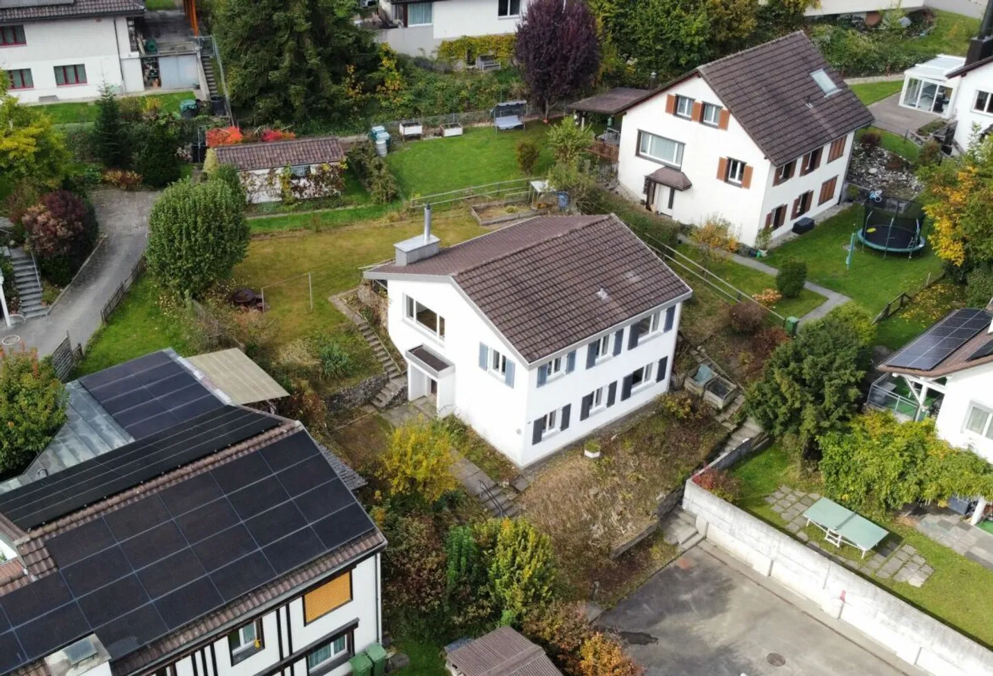 Vivere in famiglia in una posizione soleggiata e tranquilla - Foto 15 di 16