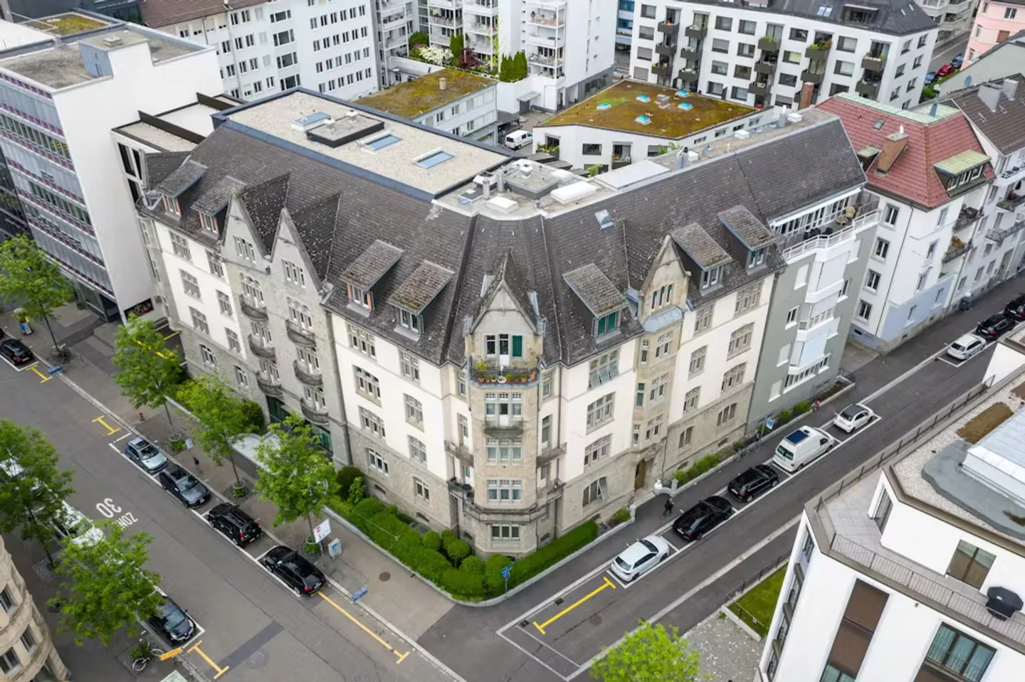 Charming Zurich Apartment - Photo 6 of 10