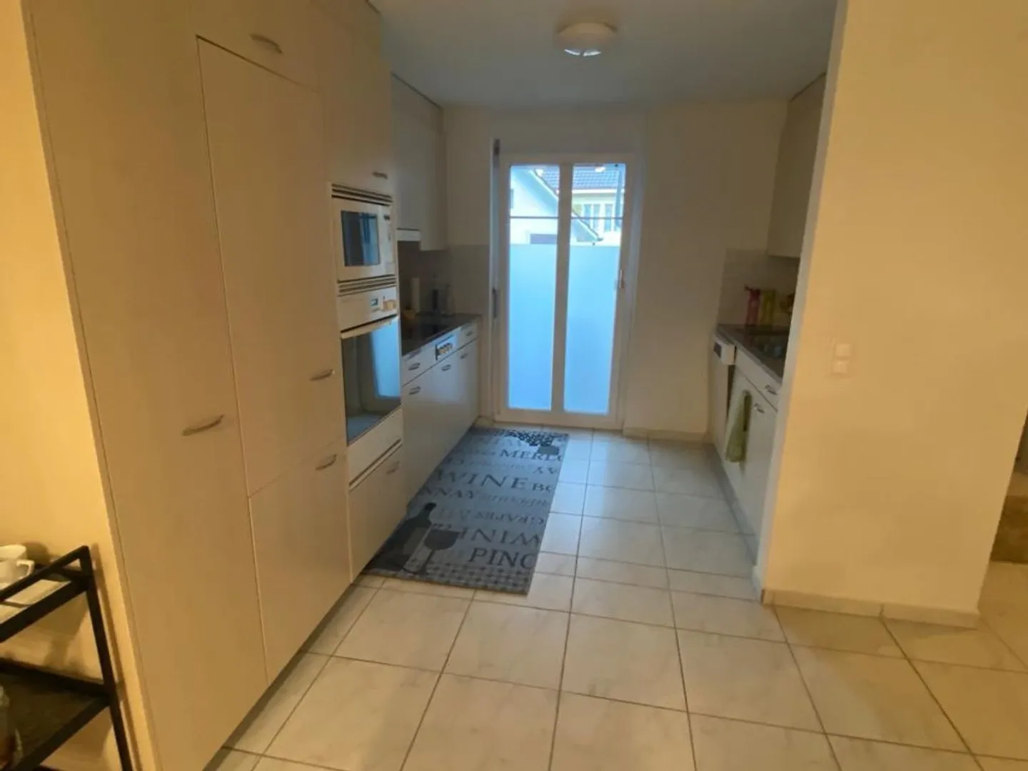 «CHARMANTE WOHNUNG MIT SONNIGEM BALKON» - Foto 4 von 5