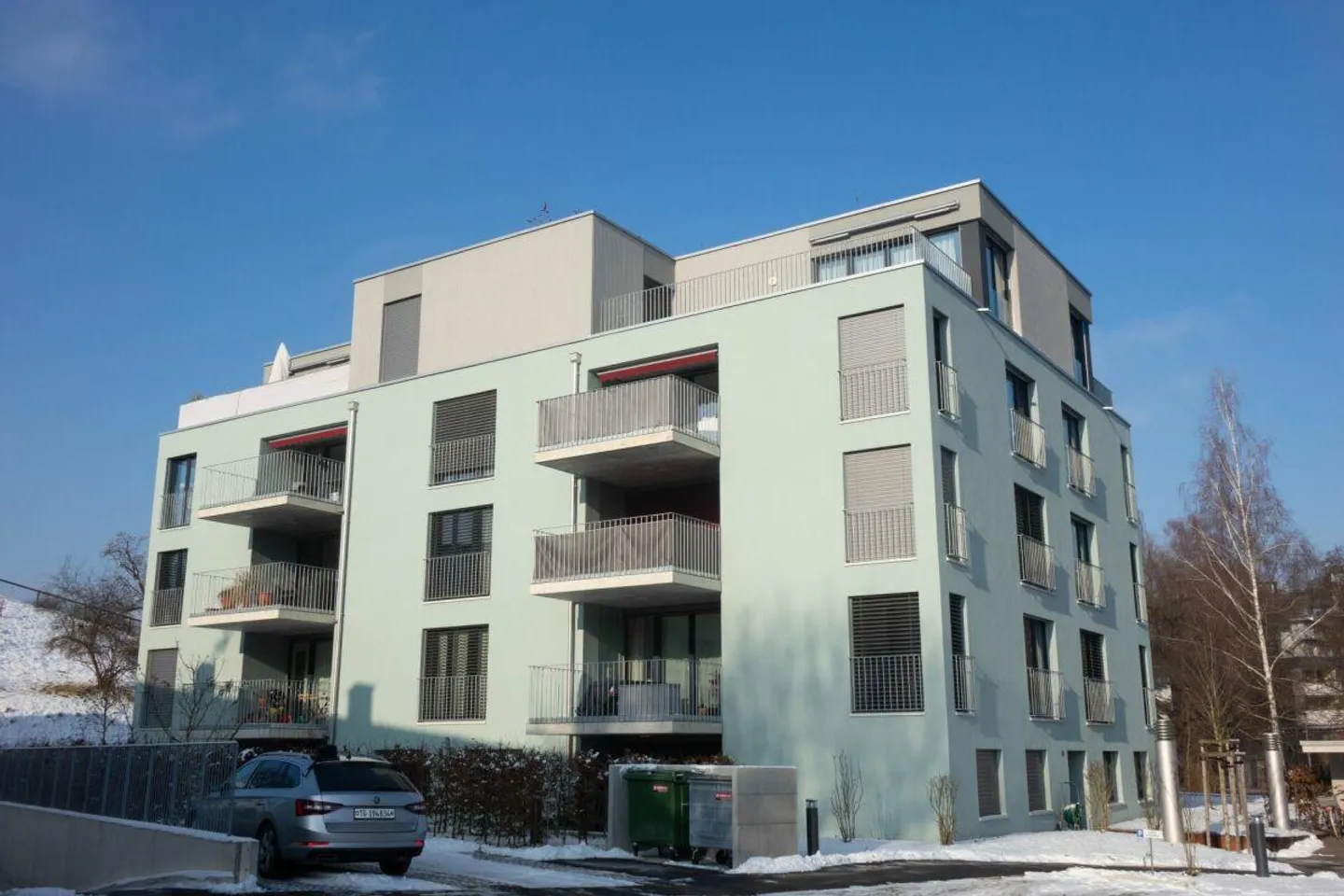 ruhige Wohnung mit grossem Sitzplatz sucht einen Nachmieter - Photo 1 sur 6